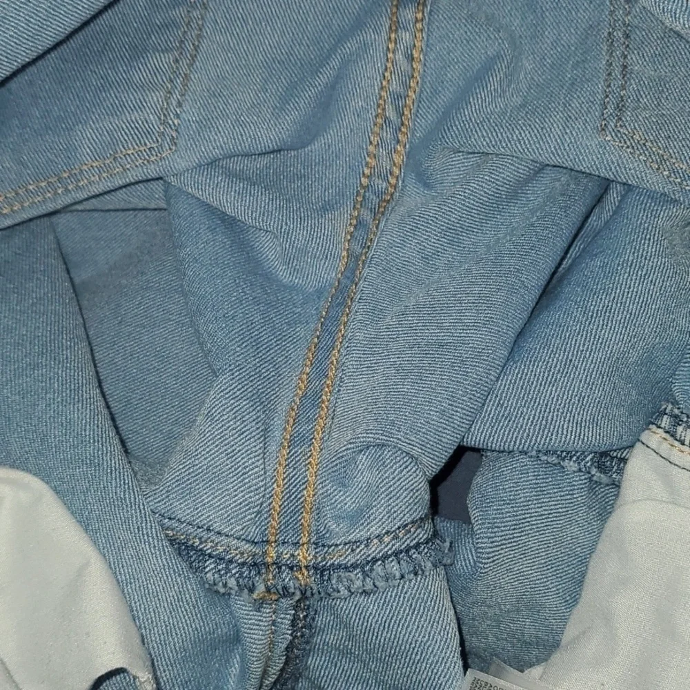 Old Navy Light Blue Denim Shorts Youth Girls Size‎ 14 Regular Adjustable Waist